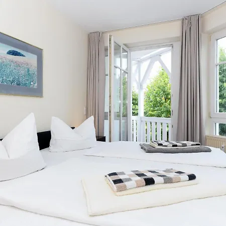 Charming On Ruegen Island With Balcony Sellin (Rugen)