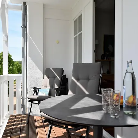 Charming On Ruegen Island With Balcony Apartment *