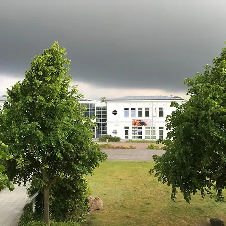 Comforts Near Seaside Charm Sellin (Rugen)