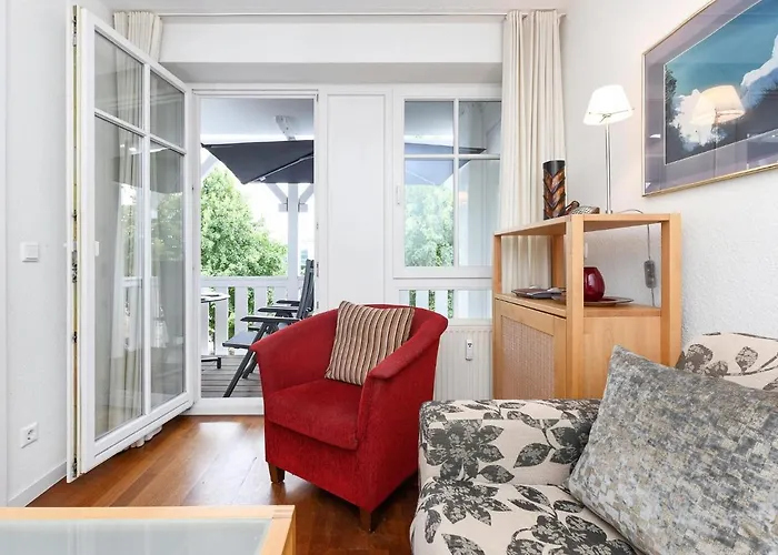 Comforts Near Seaside Charm Sellin (Rugen)