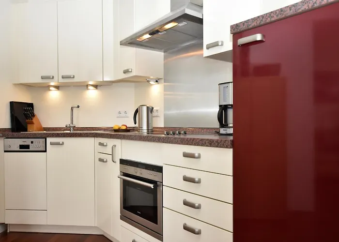 Comforts Near Seaside Charm *